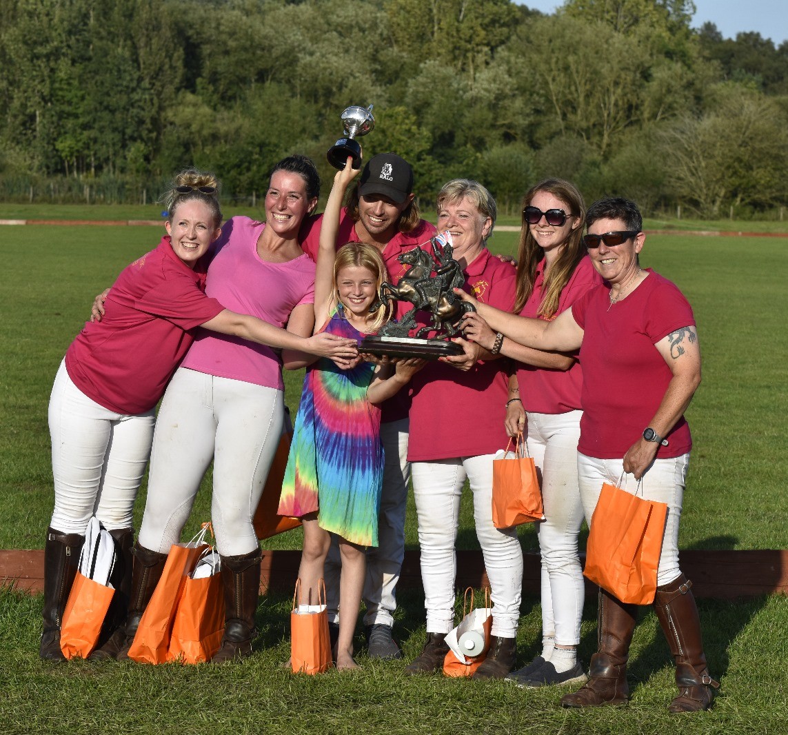 When you play polo with friends 🥰
Thoresby Park Polo Club.