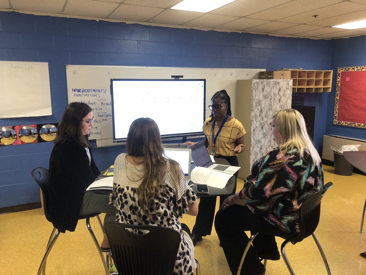 AcademicsFCPS's tweet photo. Happy to support PLC kickoff at OES today! Welcome IC Braden 😊@FCPSchoolsTN  @OESrockSTARS https://t.co/PYkMTrBO7g