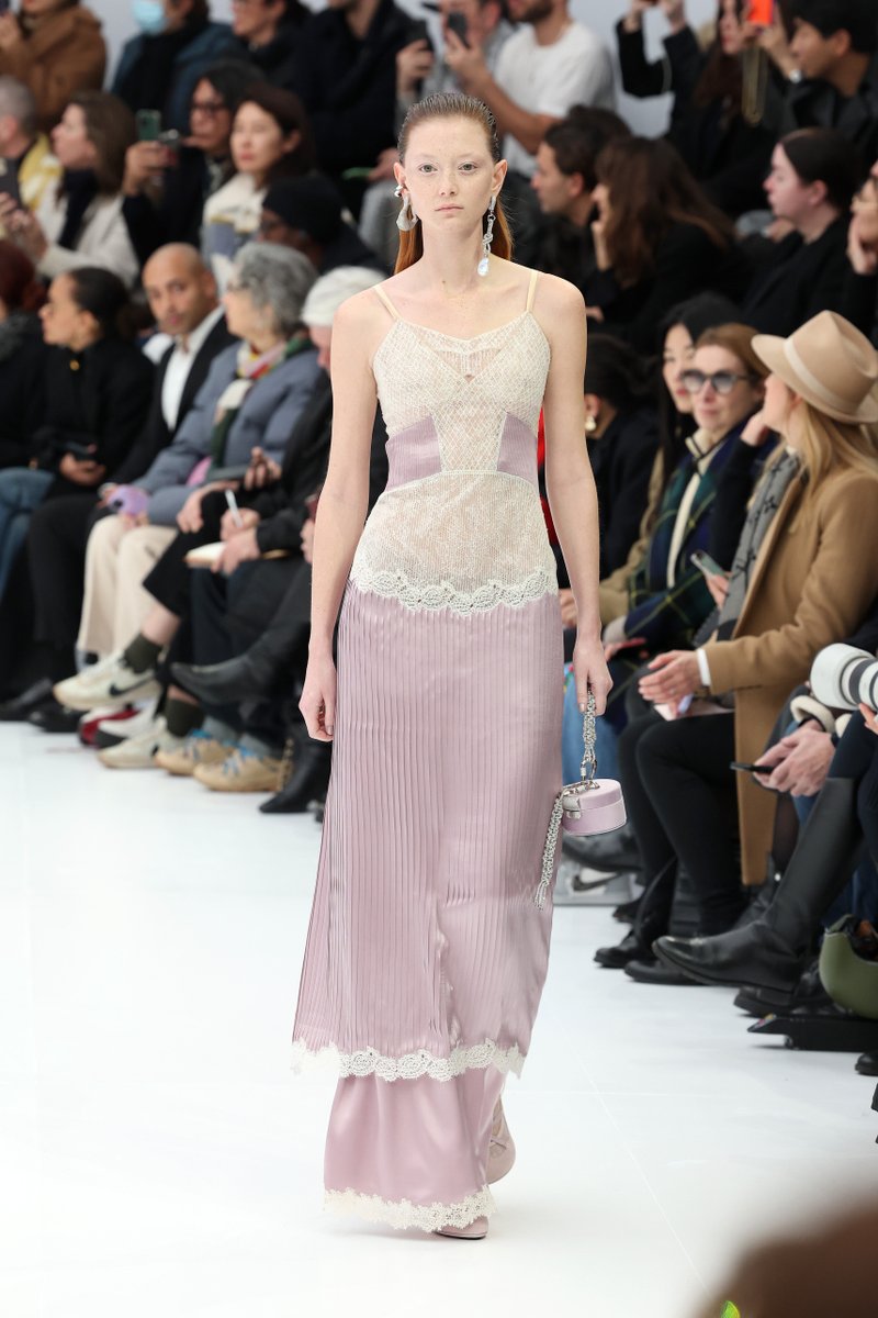 Fashion Week tweet media