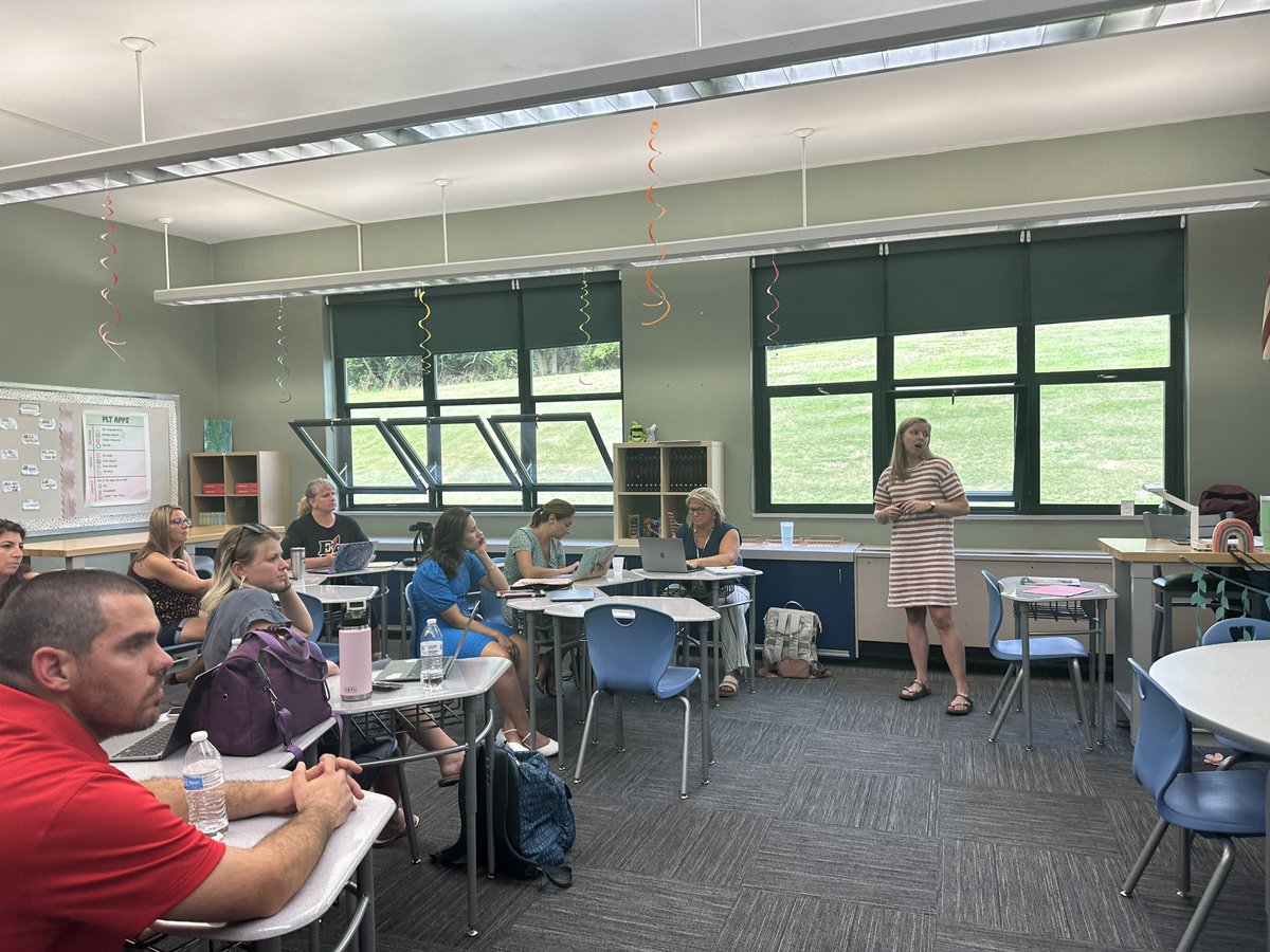 🌟Shoutout to the incredible Elementary Faculty <a href="/EFEAteaches/">EFEA</a> for their collaborative efforts in creating an outstanding ELA curriculum! 📚The dedication and teamwork they've shown is truly inspiring. 🎉  #TeamworkMakesTheDreamWork #EFProud #TeacherLeaders