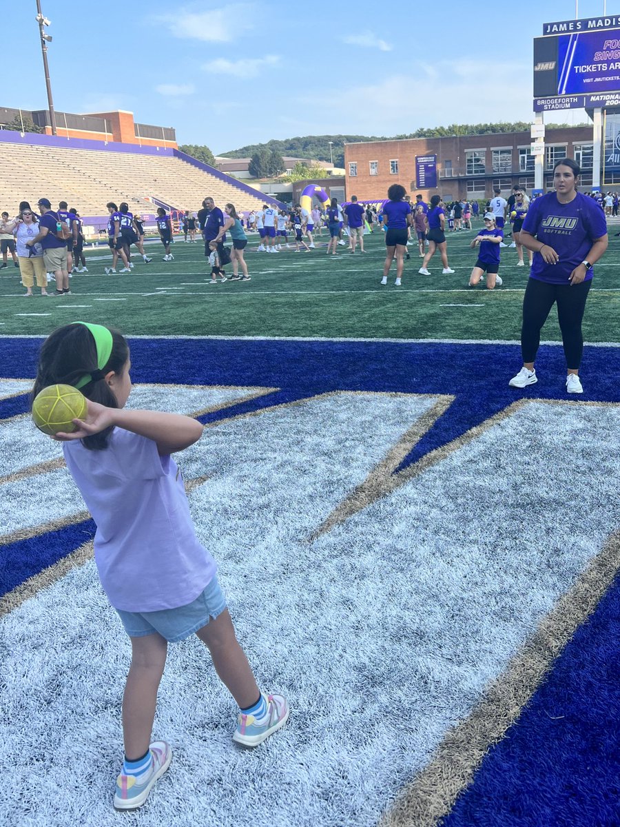 JMU Softball tweet media