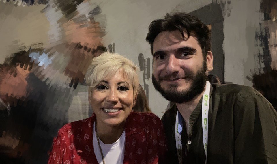 luketwo_'s tweet photo. Cerco una stanza singola / un monolocale in affitto a Milano 🚨
Preferirei nei pressi della M5 (in special modo tra Bignami e Garibaldi) ma posso valutare anche altre opzioni 💜
Da inizio ottobre. Max 700€ (spese incluse 🙈) 🍁
A chi mi RT, do il numero dei miei amici in foto 📞 https://t.co/dKvQvDf6LO