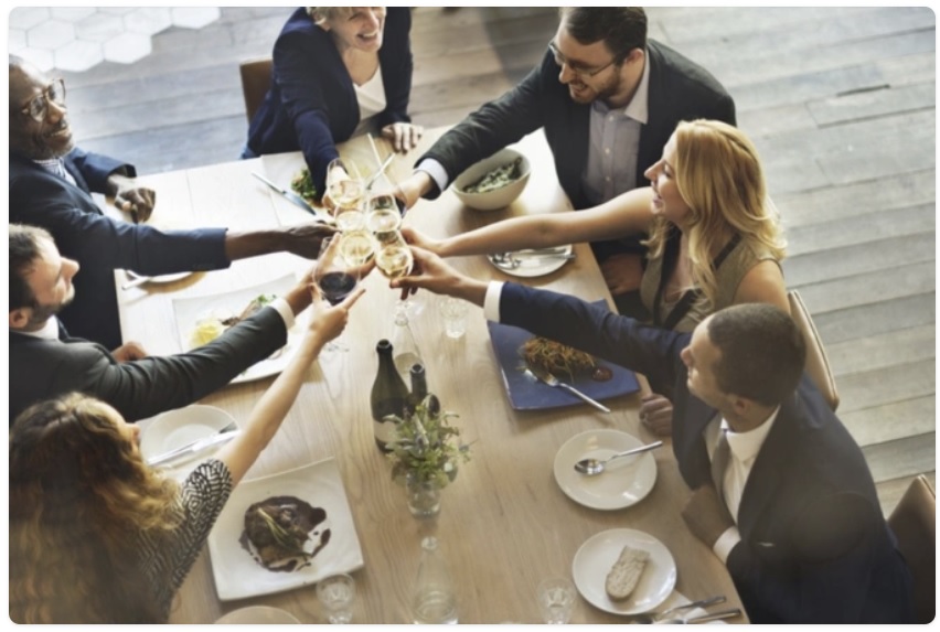 CEO_Finder's tweet image. 📌 Temper your reactions

Hold back your reactions until you have a moment to clarify your internal thoughts and feelings.

#ReactWisely #PauseReflectRespond #EmotionControl #ThoughtfulReactions #InnerDialogueFirst #MindfulExpression #CalmResponse #EmotionalBalance