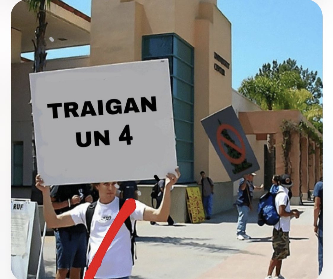 Gonzacarp_09's tweet photo. Los hinchas de River todos los días: https://t.co/0yRcFySISt