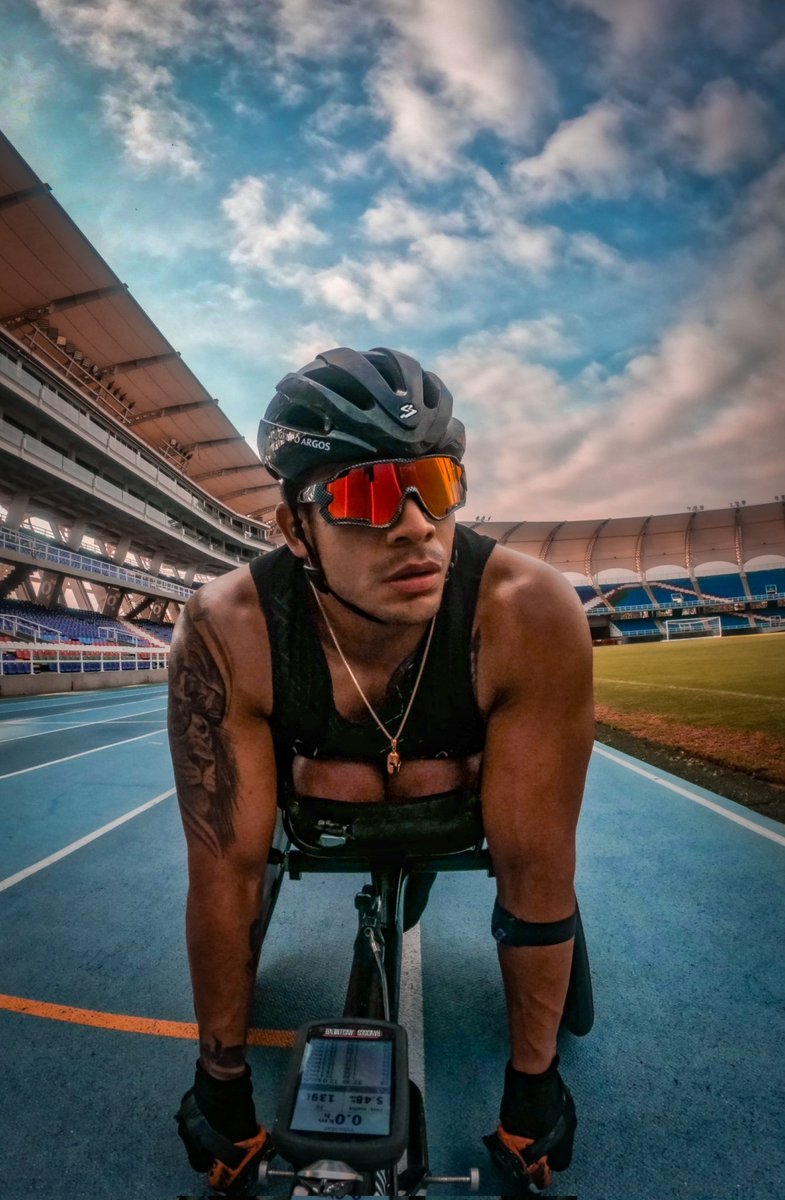 FranciscoSancle's tweet photo. #EnModo @MaratonCDMX 🦍💛💙❤️🔥
🗓 ➡ 2⃣ 7⃣ -0⃣ 8⃣
#DeportistaGrupoArgos https://t.co/op7TGg4dzC