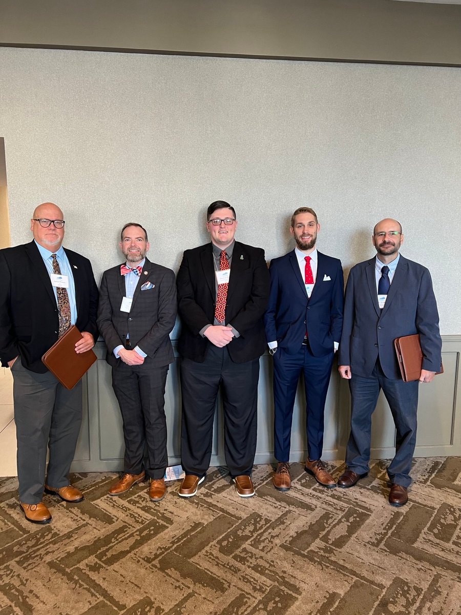 BigSandyDev's tweet photo. Our team had an awesome time at the Governors Local Issues Conference in Louisville last week! Thank you to @DLG_KY for organizing this great event!  #localgovernment #communitydevelopment https://t.co/D8xGi491Hh
