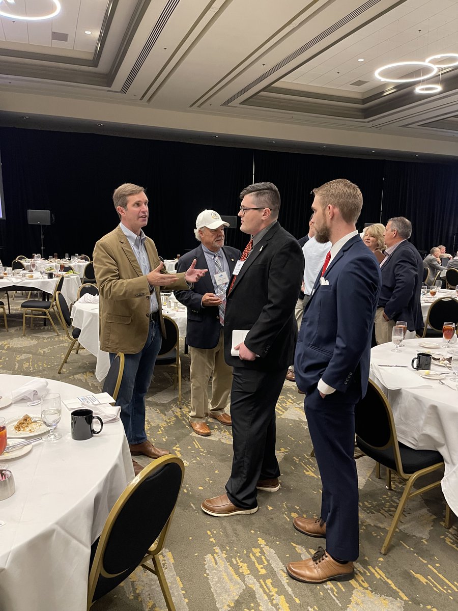 BigSandyDev's tweet photo. Our team had an awesome time at the Governors Local Issues Conference in Louisville last week! Thank you to @DLG_KY for organizing this great event!  #localgovernment #communitydevelopment https://t.co/D8xGi491Hh