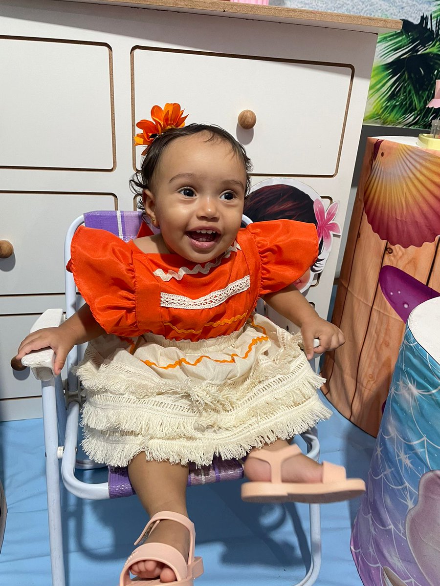 ana victória tweet media