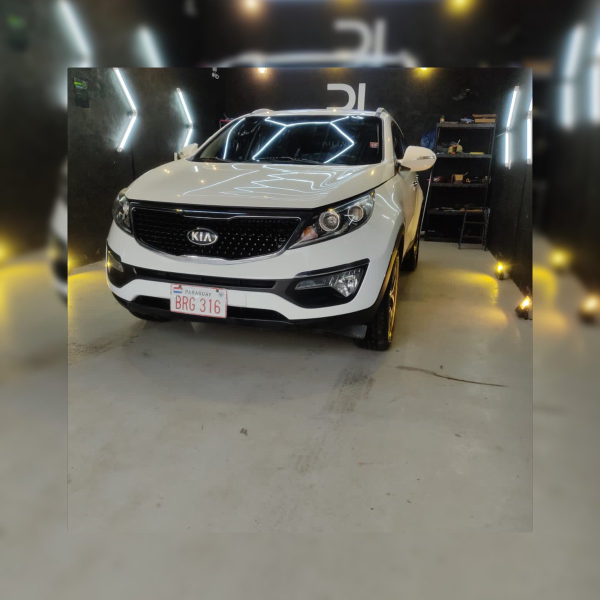 ScaroneClaudia's tweet photo. Que X haga su magia 
Kia Sportage  2015
Motor 2.0
Flex 
Aire Acondicionado
Calefacción
Faros Antinieblas 
Cubiertas Semi Nuevas 
Sensores de Retroceso
Titulo y Habilitación al día 
kit de auxilio completo
Precio Gs 85.000.000 conversable https://t.co/PZ8FJhLsbr