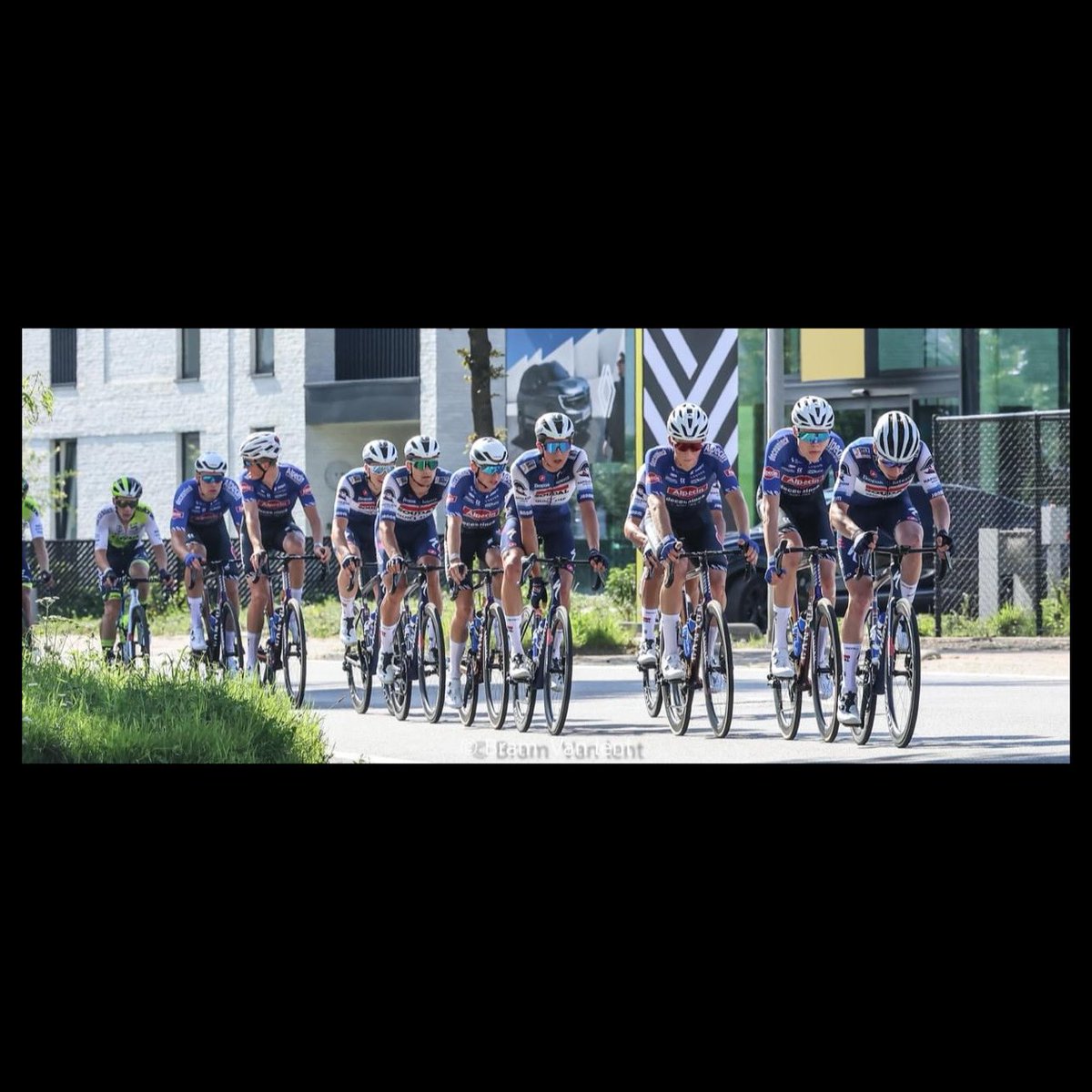 Super feeling but Bad Luck at the belgian championships, a flat with 2 laps to go and couldn't come back due to dropped riders and a barrage 😕
But feeling good for the upcoming races! 🐺

Next-Up: IC Torhout <a href="/SoudalQSdevTeam/">Soudal Quick-Step Devo Team</a> 

📸 @polleflietpictures