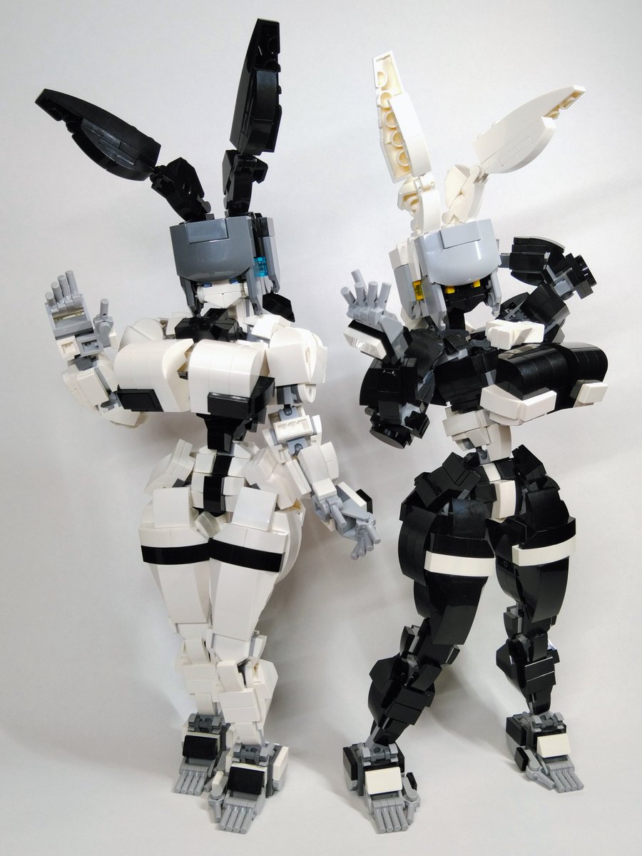DSLC312011's tweet photo. バニーの日ということで、レゴで作ったバニー型ロボ娘です。
#LEGO #レゴ #レゴロボ #バニーの日 https://t.co/Fbki0zViEl