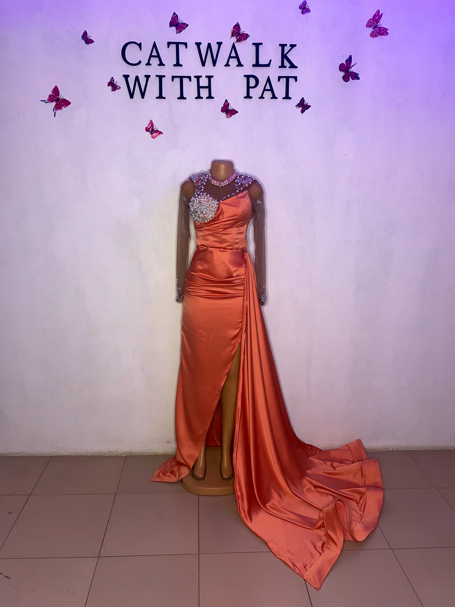 callme__PAT's tweet photo. I make the most beautiful women clothings. https://t.co/VI561NAv0h