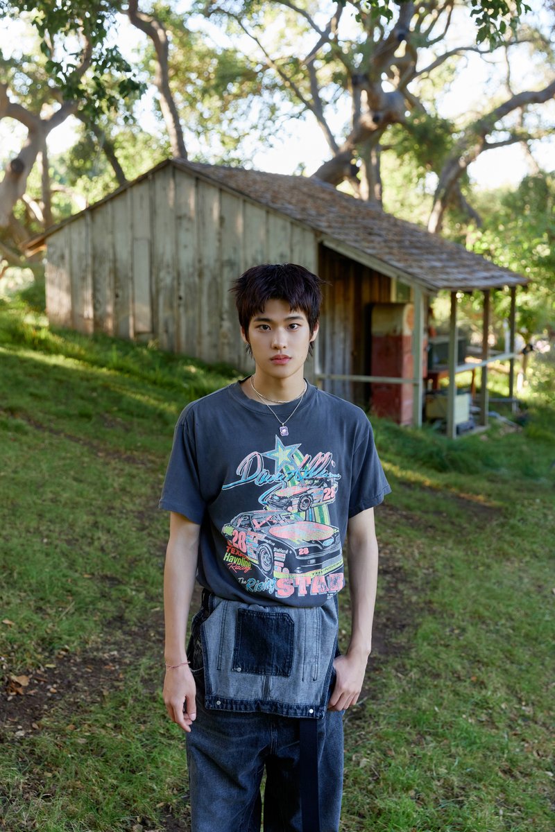 RIIZE_official's tweet image. Our Memories #1
#SOHEE #소희

【Get A Guitar - The 1st Single Album】
➫ 2023.09.04 6PM (KST)

💿Pre-save &amp;amp; Pre-order
riize.lnk.to/GetAGuitar

#RIIZE #라이즈
#RISEandREALIZE
#GetAGuitar #RIIZE_GetAGuitar
#Memories