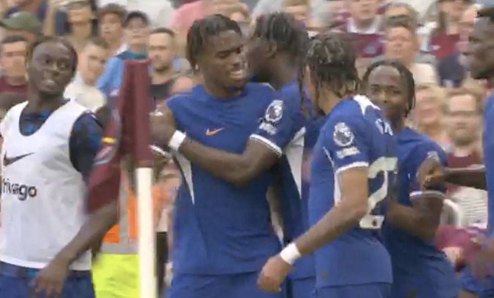 nocontextfooty's tweet photo. https://t.co/HZe8220VIY