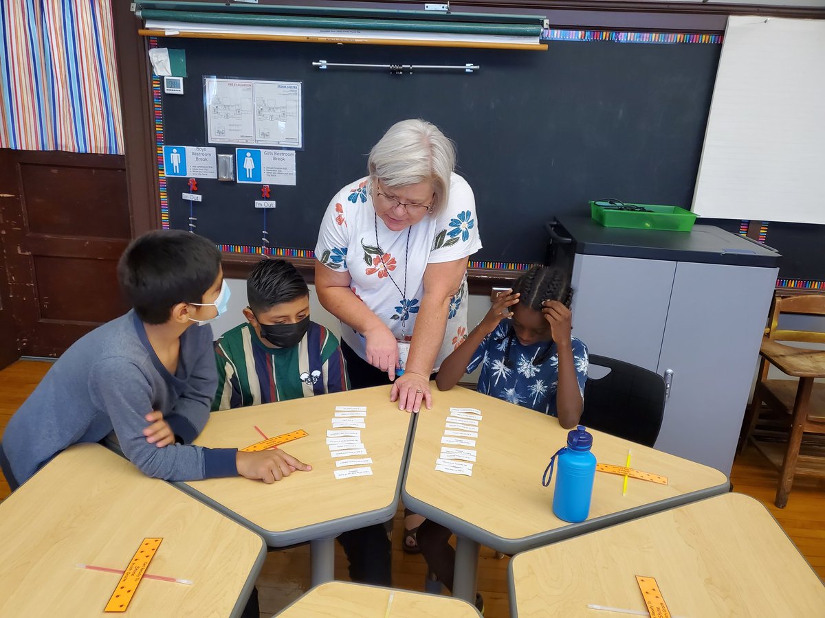 CHarrison2080's tweet photo. It's a packed house @kcpublicschools @KCPS_James ! Students showed up ready to get to it today! @themarjorie https://t.co/aUDpmgQ5en