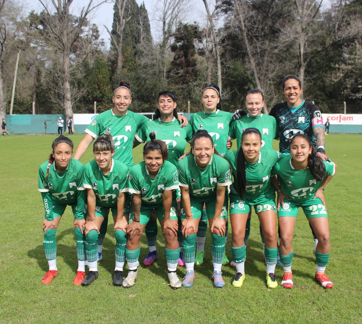 🔛 ¡𝙔𝘼 𝙎𝙀 𝙅𝙐𝙀𝙂𝘼 𝙀𝙉 𝙋𝙊𝙉𝙏𝙀𝙑𝙀𝘿𝙍𝘼!

Recibimos a El Porvenir, por la primera fecha de la 🏆 Copa de la Liga

Seguilo en vivo a través de <a href="/FerroOficial/">Ferro Carril Oeste</a> ▶️

#VivíFerro 💚
#VamosVerdolagas 🇳🇬