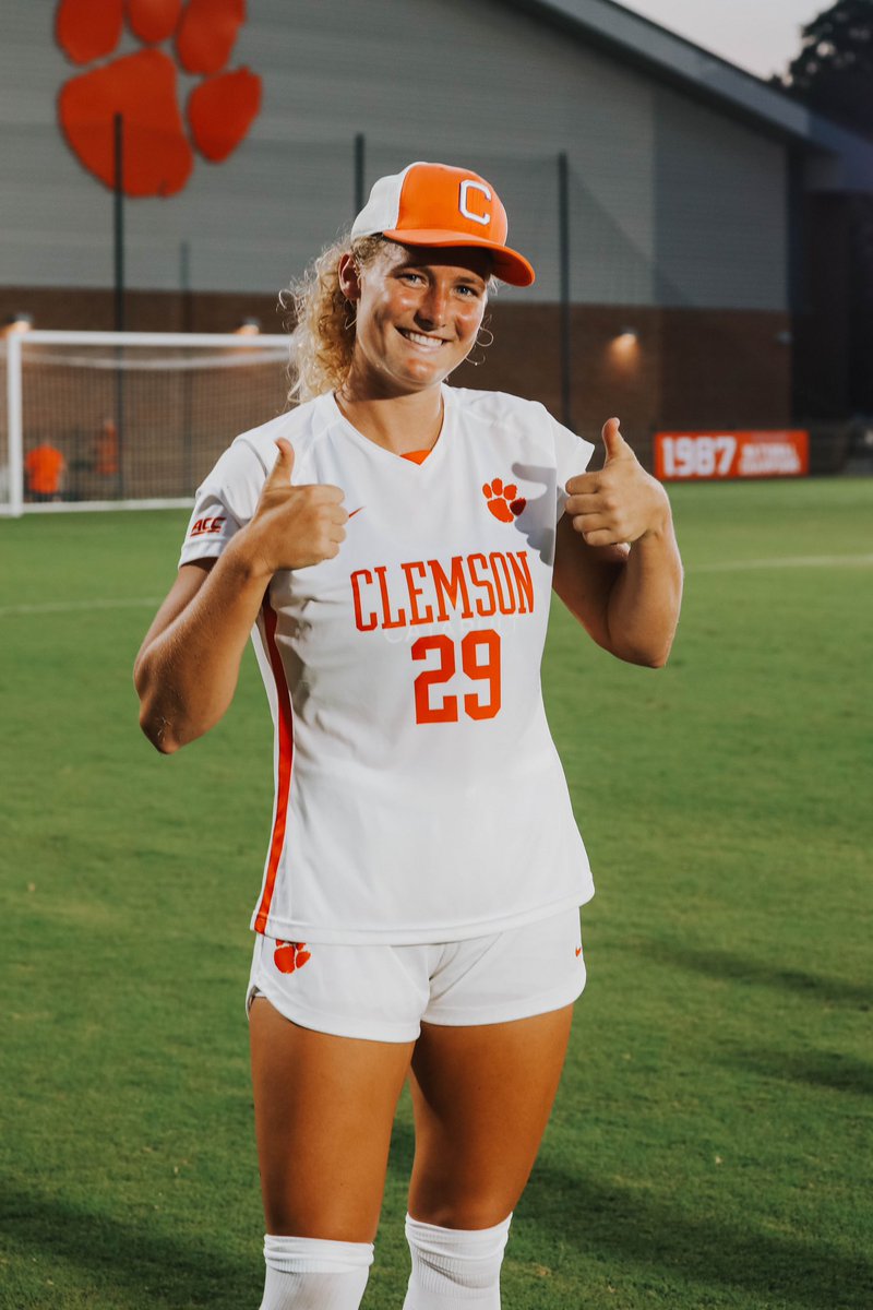 Plenty of tricks up her sleeve 😉

Congrats to <a href="/samimeredith/">Sami Meredith</a> on last nights hat-trick! 👏