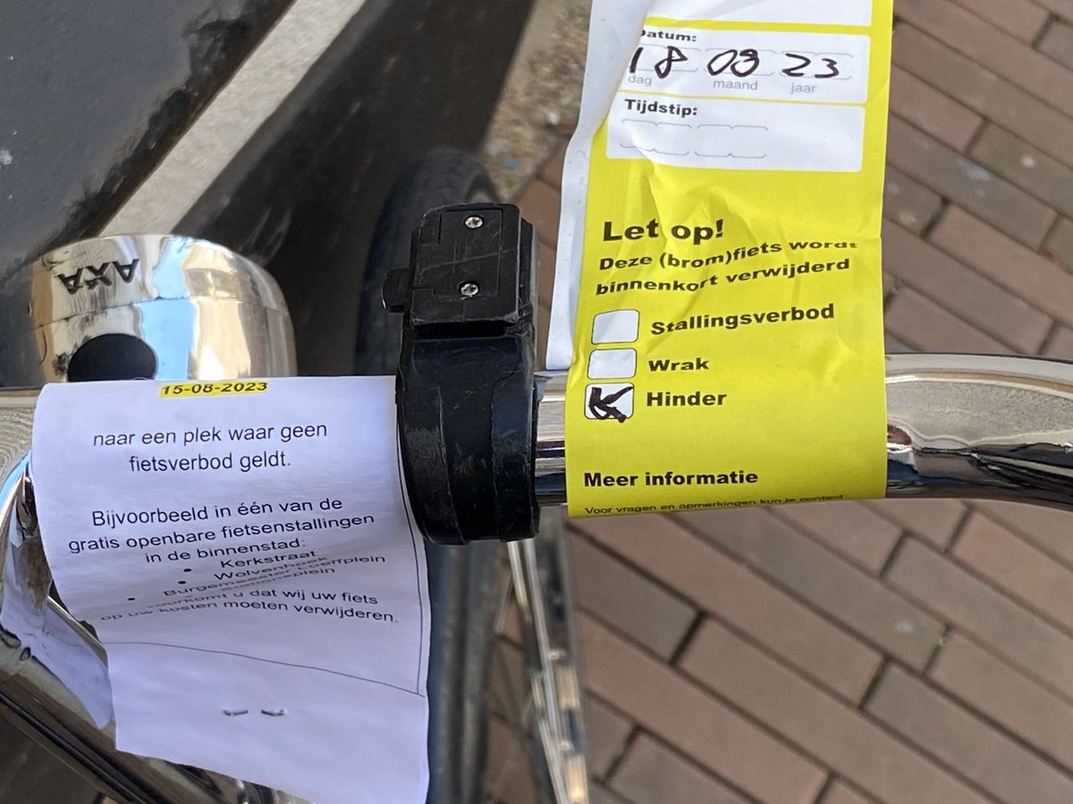 Top als je met de fiets naar de Bossche kermis komt. Maar let, er is een #stallingsverbod! Gebruik de bewaakte fietsenstallingen. Zo voorkom je overlast voor anderen. En je hoeft je fiets niet tegen betaling op te halen. De handhavers van <a href="/shertogenbosch/">'s-Hertogenbosch</a> lopen komende dagen rond.