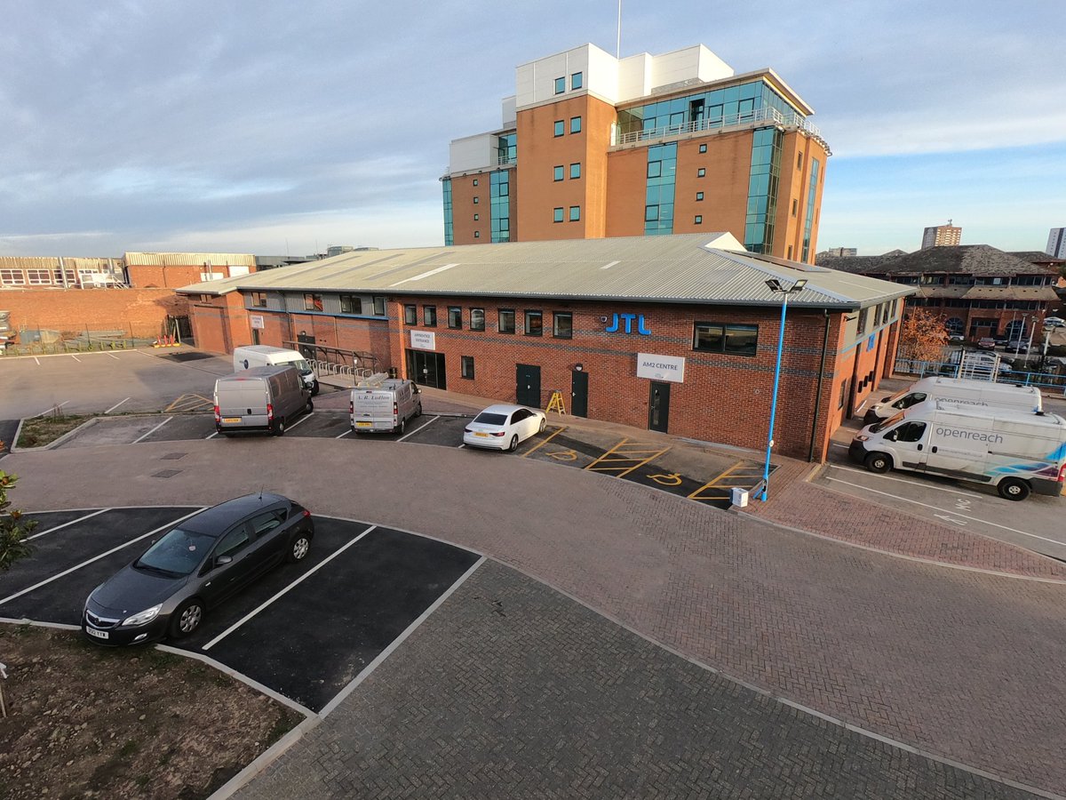 JTLTraining's tweet photo. When you hire a #JTLApprentice with us, you're taking on a learner who is benefitting from:
✔️ State-of-the-art facilities.
✔️ Multiple teaching rooms.
✔️ Experienced tutors.
✔️ Dedicated Training Officer
Want to know more? Find out about taking on an #apprentice at JTL #Birmingham: https://t.co/BMr0kyEPBG