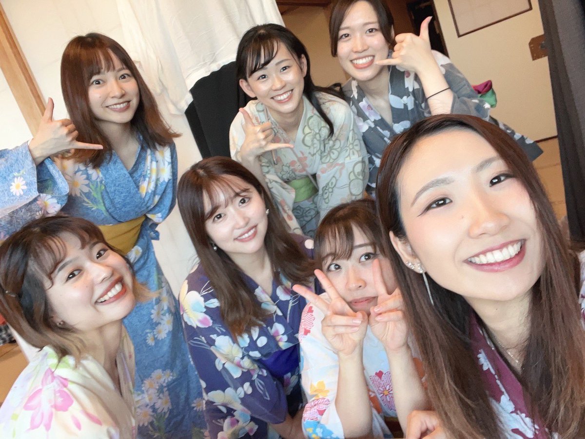 ayame0523's tweet photo. おりちゃんず熱海へゆく
ちっちの浴衣の脇切れすぎ事件 https://t.co/M0mnVoGe9r