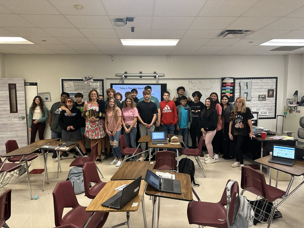 Jmorley36's tweet image. Ms. Hallonquist is our Culture Champion this week. She does an amazing job for our students and is a tremendous team player. She lends a helping hand wherever and whenever she can. We are blessed to have her in #WestNation