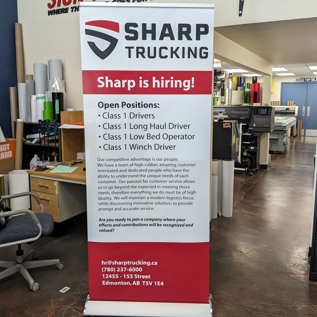 signaramaEDM's tweet image. Our retractable banners come in standard 33.5″ x 78.75″ sizing; perfect for tradeshows, storefront promotions and other events. Give us a call or send us an email for your formal quote! #retractablebanner #bannerstand #tradeshowsignage #yegsignshop
