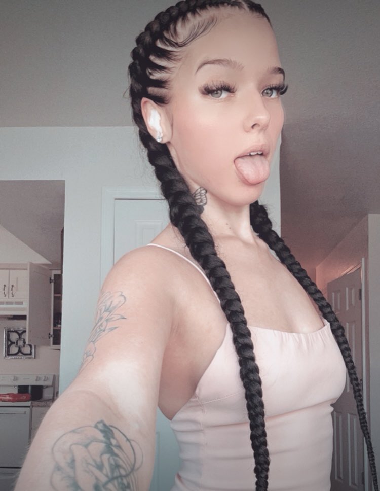 Mothaluuva's tweet photo. Retweet if you live in Huntsville, Alabama 🥴😻 #meetup #meetups #links #sellingcontent #onlyfans #taboo #whitegirl #whitepyt #pyt #incest #freaky #horny #squirting #petite #whiteteen #teens #snapchat #of #snap #homemade #amateur #feet #thot #exposed #leaks #college #caught #nsfw https://t.co/rt6VuRRRjN