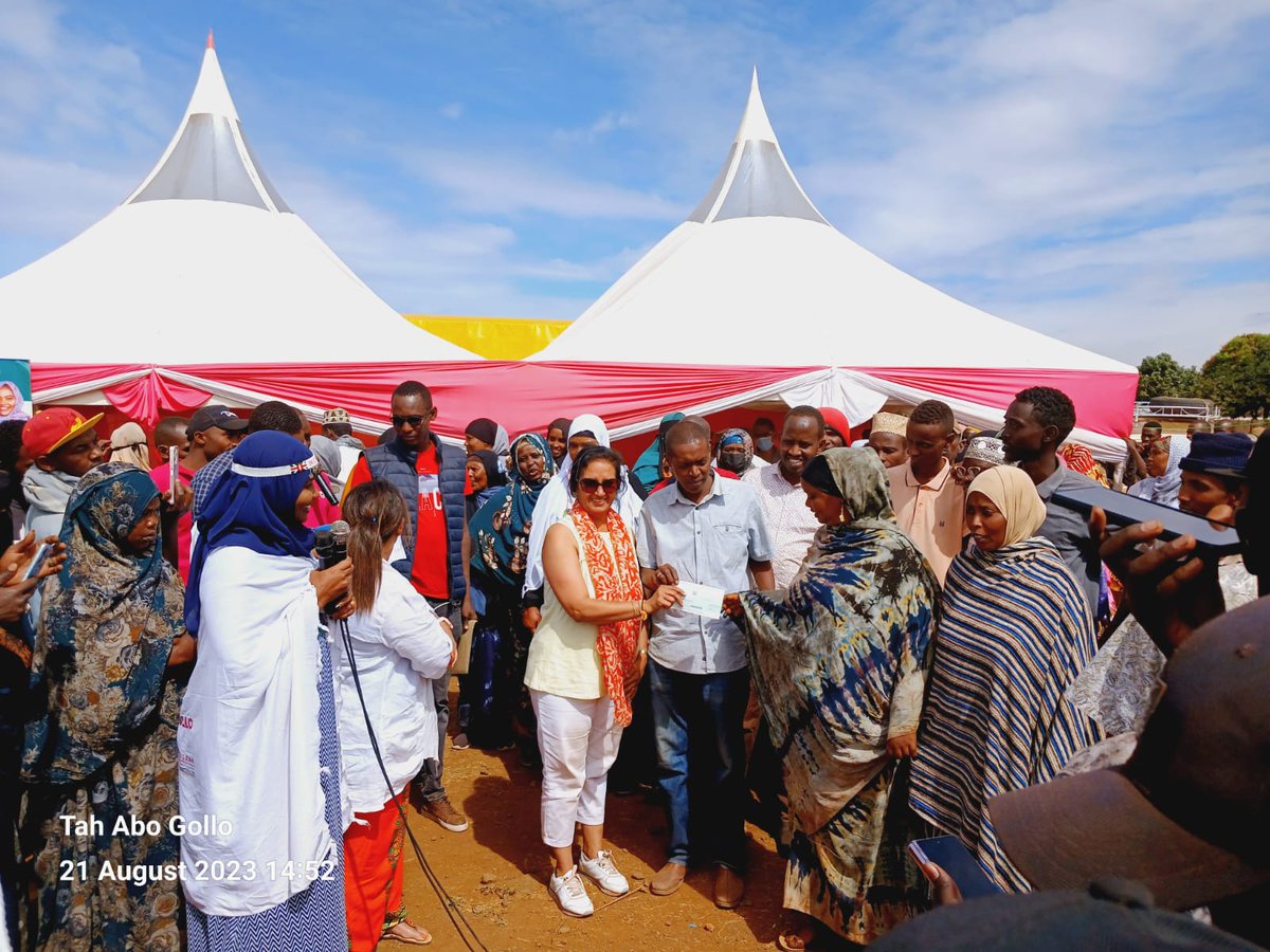 We thank Mumina Bonaya for contributing to the conducive environment for the learners. Library is much equipped with new books. The change is impressional #MasomoKwanza Mama Isiolo County @muminabonaya