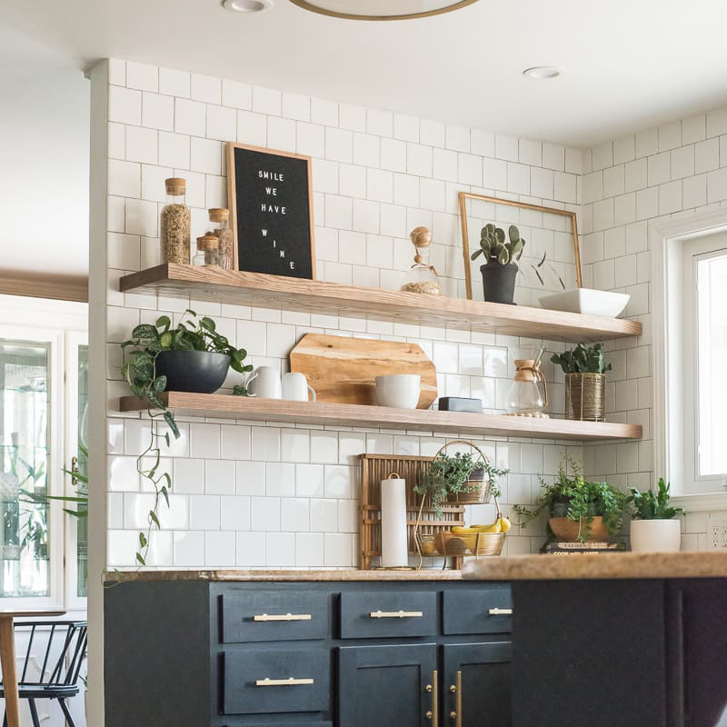 Here are a few easy kitchen updates!

- Paint the Cabinets
- Change Cabinet Hardware
- Add Open Shelving
- Upgrade lighting
- Add a rug

#kitchen #kitchenupdates #kitchenupgrades #kitchendecor #updates #kitchenhacks #kitchendecor #newkitchenupgrades
