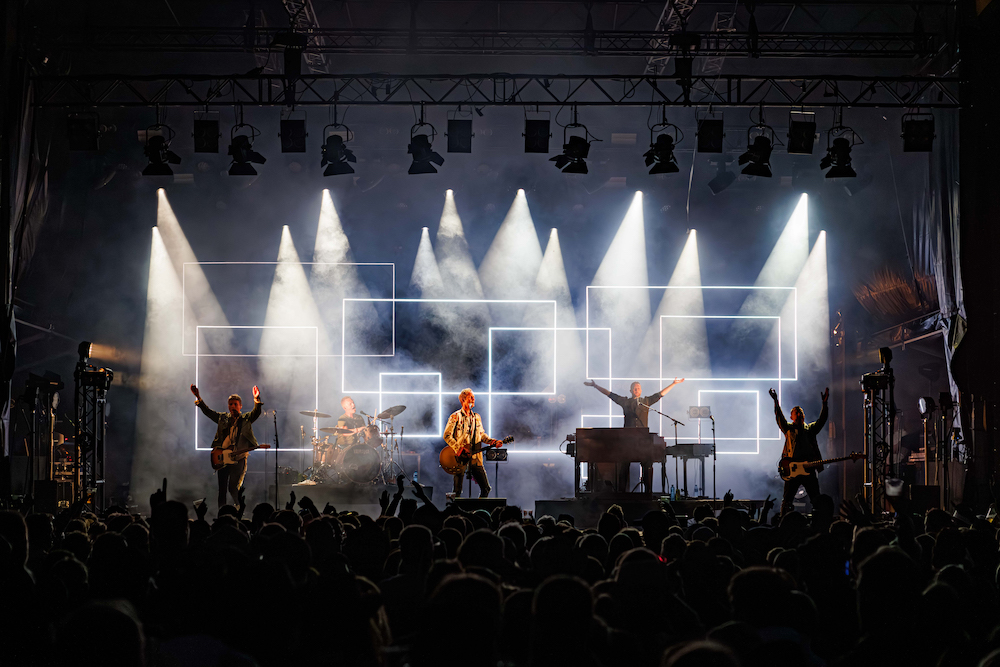 MDG Fog Generators tweet media