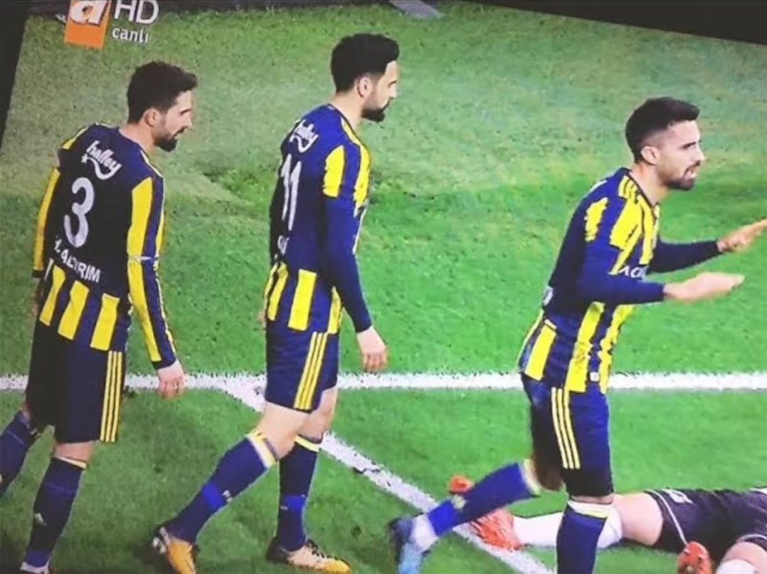 nocontextfooty's tweet photo. https://t.co/TFWC6bshGd