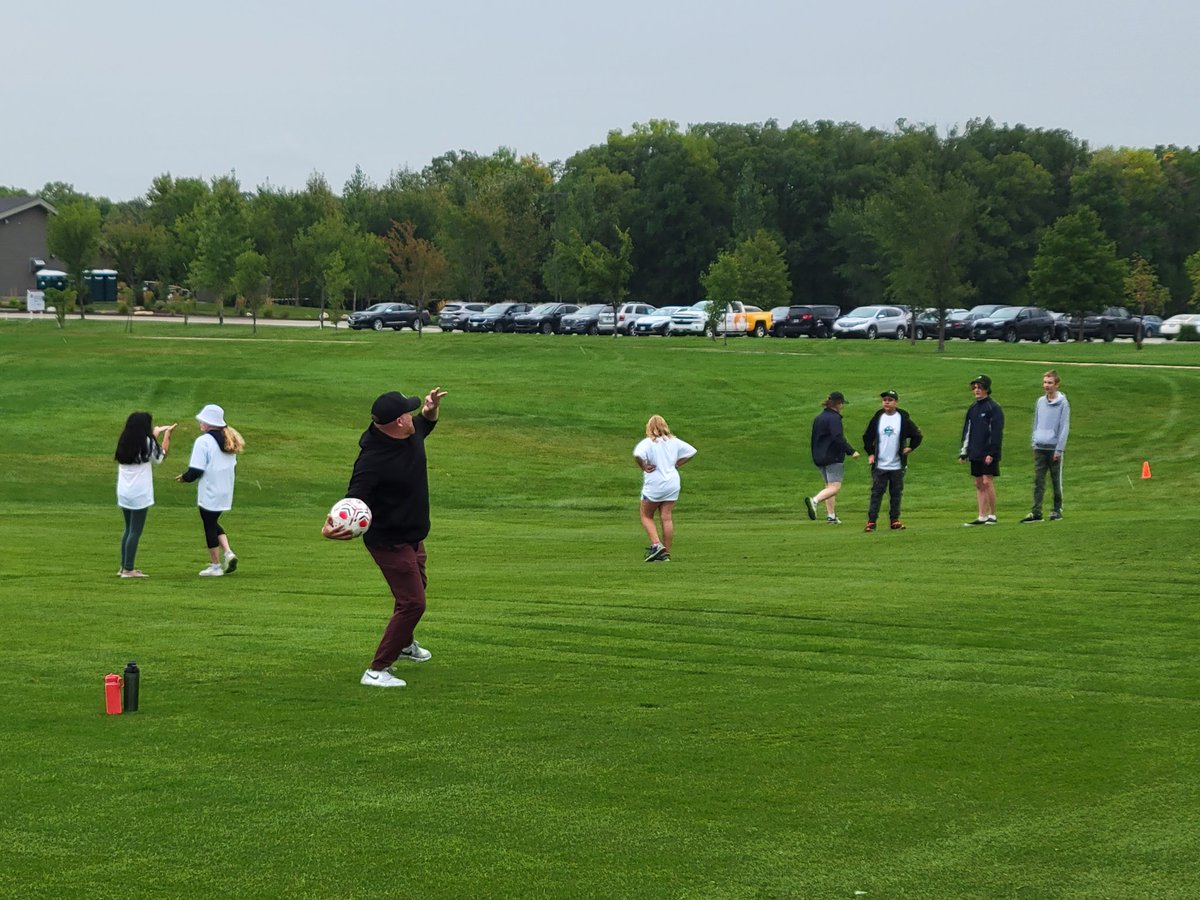 Lots of fun today @southwood1894 @TNYouthFDN @CampManitouMB @ManitobaOpen golf clinic