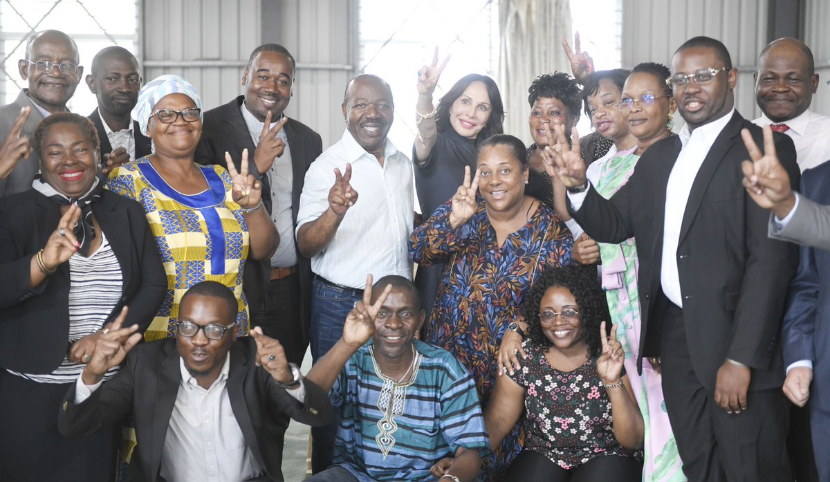 Ces derniers jours à Ntoum et dans le 2ème arrondissement de Libreville, j'ai eu le plaisir de m'entretenir avec les associations partenaires qui nous accompagnent au quotidien sur les initiatives que nous défendons aux côtés de la <a href="/FondationSBO/">Fondation SBO</a> mais aussi avec les responsables
