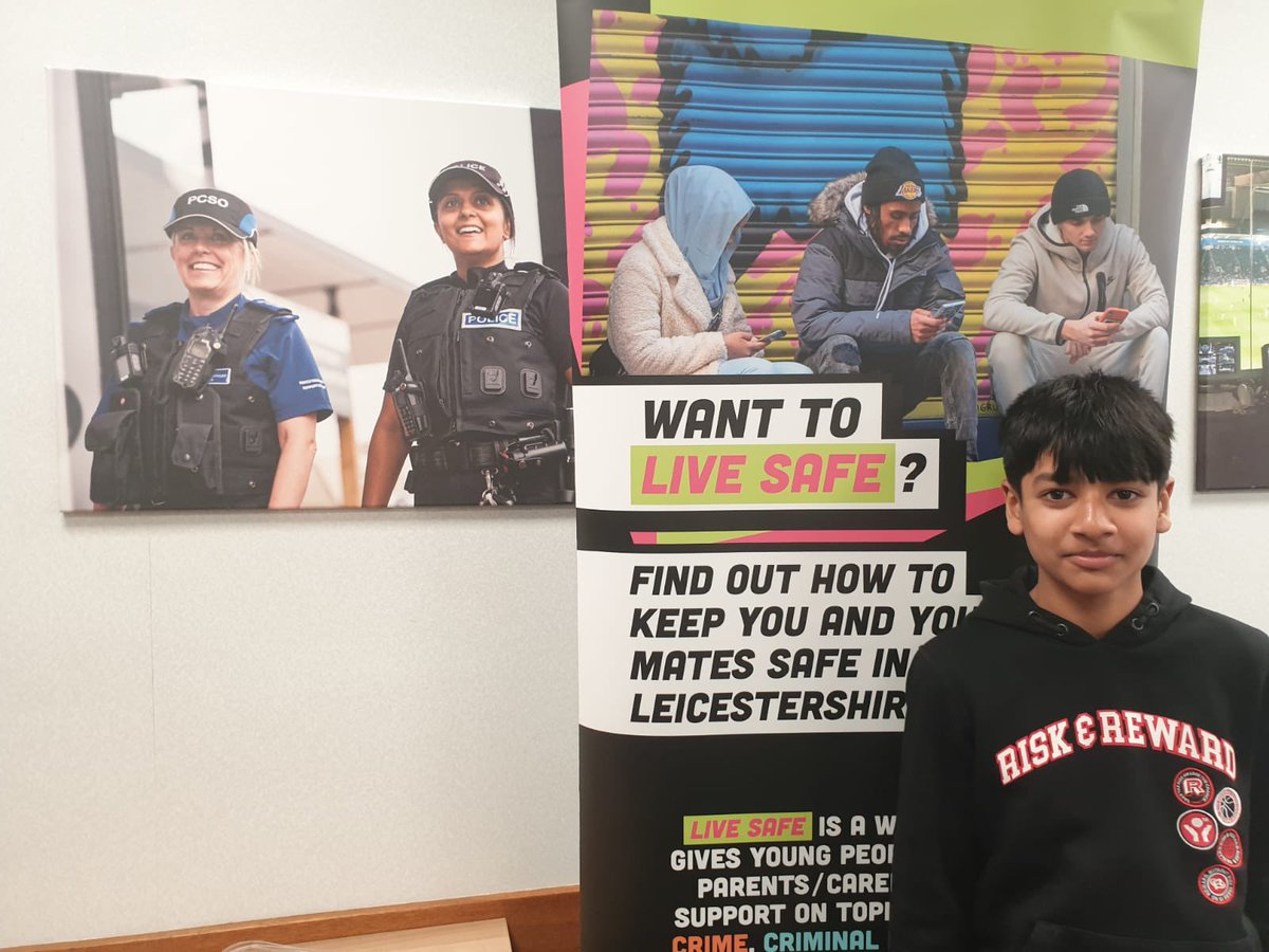 StMatthewsBL's tweet image. &quot;🎬 Talented young stars from St. Matthews shine in a new short film for LifeSafe&apos;s website. 🌟 This Virtual Reality masterpiece was unveiled today at FHQ, showcasing their incredible talent. Kudos to these budding actors! 👏 #VirtualRealityMagic #LifeSafe @VR_Network @LeicsPCC
