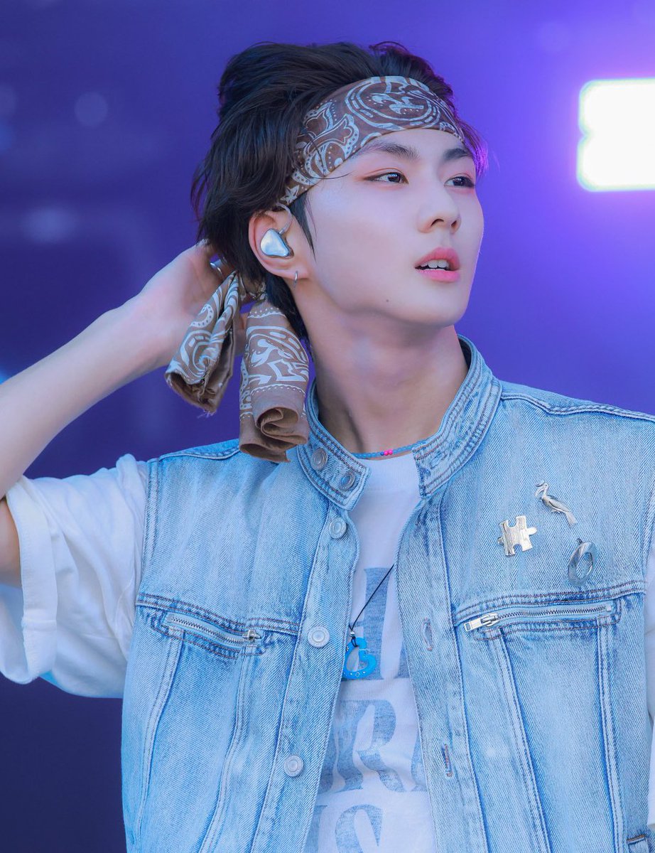 jungwonie                                    yang jungwon