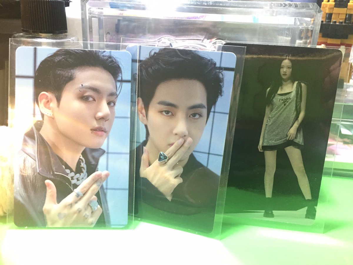 pha_nwngs's tweet photo. เหลือแค่3กองนี้นะคับเค้าปล่อยกองละร้อยเลยไม่รวมค่าส่งใครสนใจทักมาได้เลยนะคับ #ตลาดนัดบังทัน #ตลาดนัดรถไฟBTS https://t.co/6hv3GLQF8E