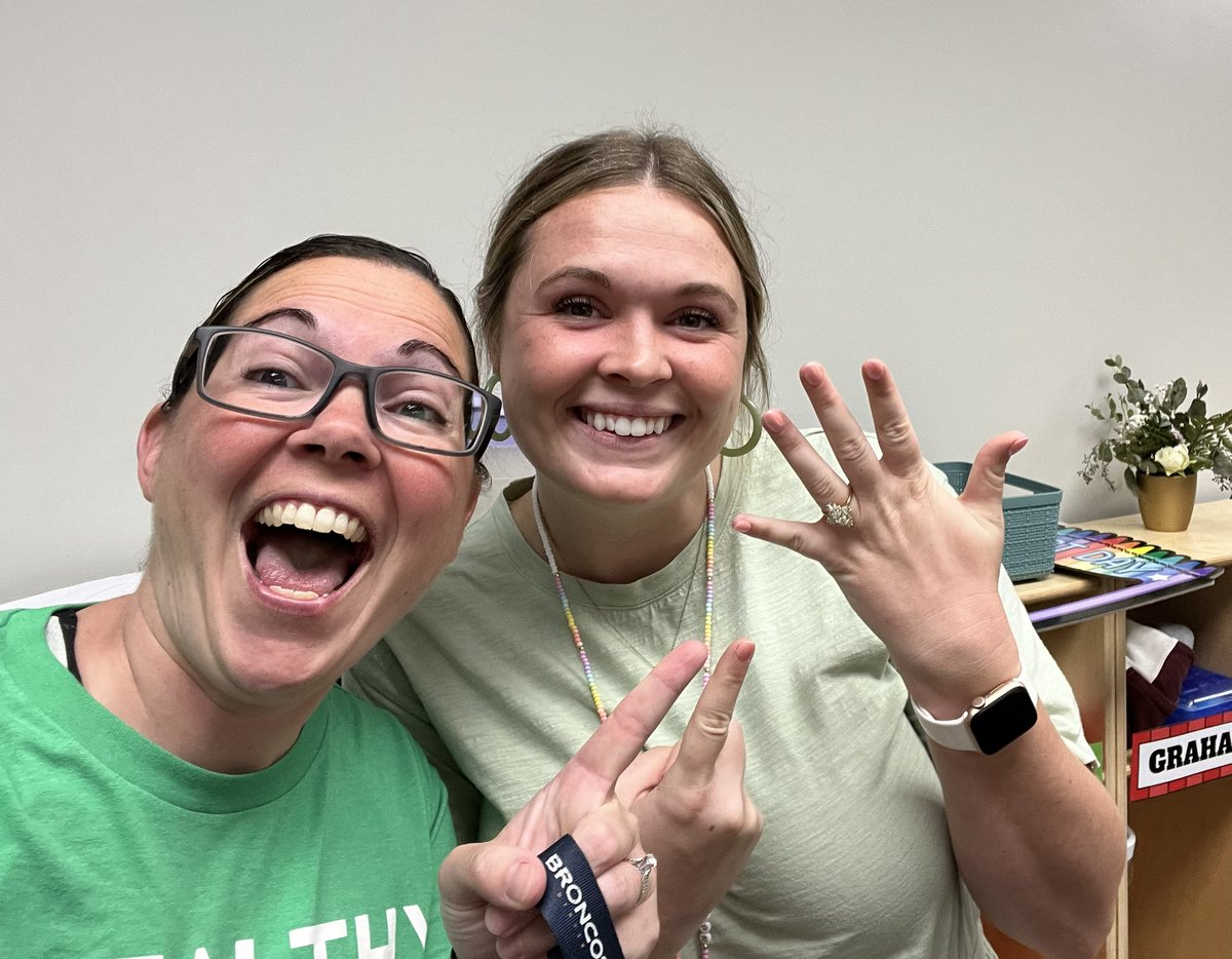 CPGopherVball's tweet photo. Coach Wilson got some new bling 💍 over the weekend and we are SO EXCITED! Congratulations you two lovebirds!!
Join our staff and team in congratulating Hailie and Harrison! 
@CPHSGophers @GopherAD @CPElem https://t.co/FtlUb06kzK