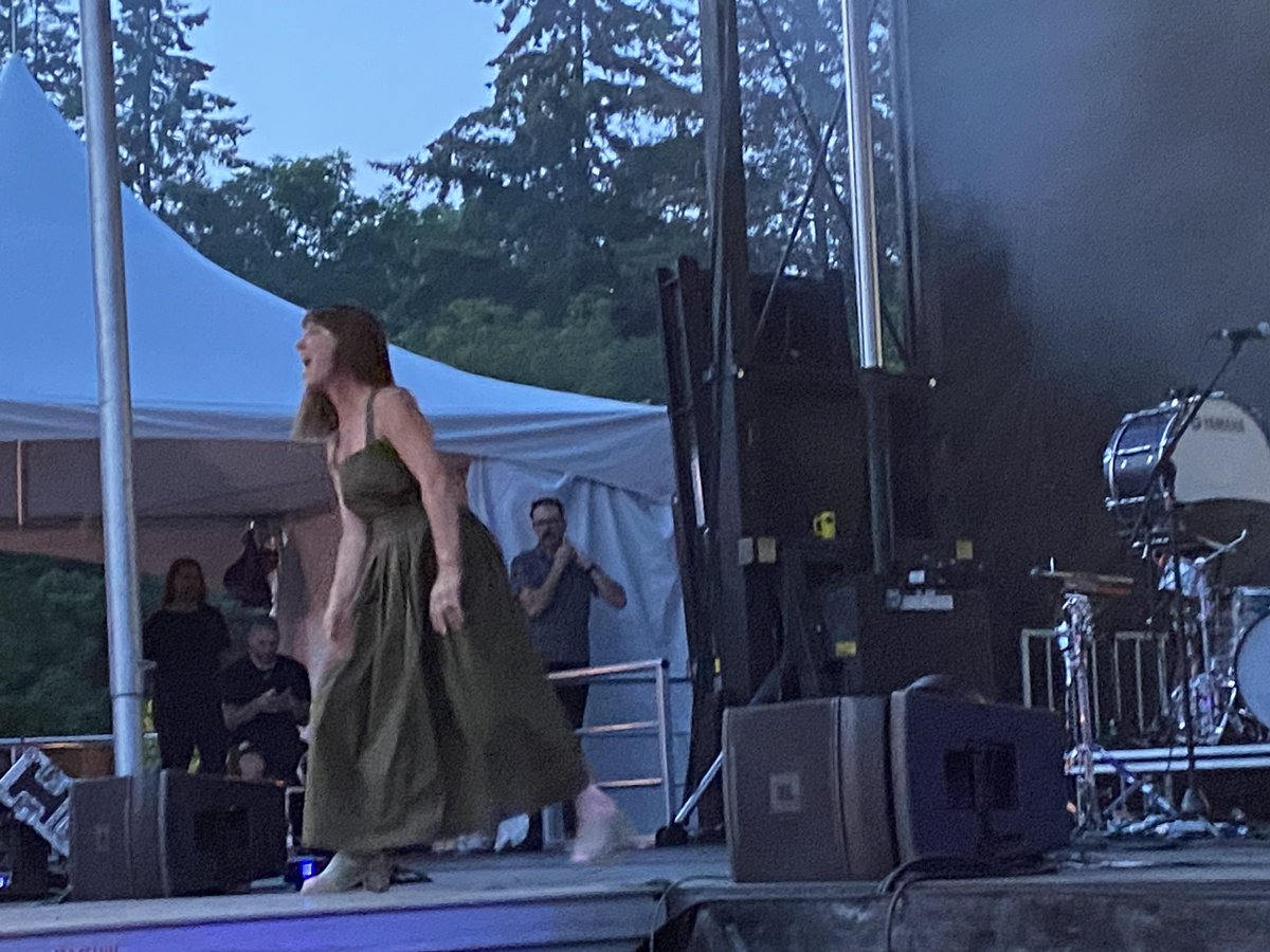 Definitely  had to #BuckleUp on last day of the <a href="/riverfestelora/">Riverfest Elora</a> with <a href="/FeistMusic/">Feist</a> and <a href="/leifvollebekk/">Leif Vollebekk</a>