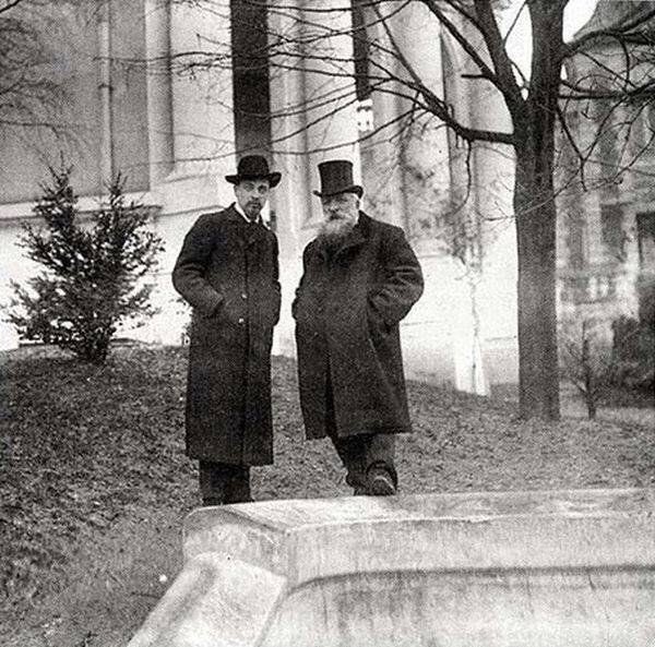 rilke &amp; rodin

"hayatını
değiştirmelisin."