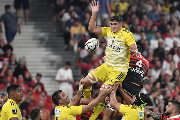 France 3 Pays de la Loire (@f3paysdelaloire) on Twitter photo Coupe du monde de rugby: l'Angevin et ancien du Stade Nantais Paul Boudehent sélectionné dans la liste du XV de France par Fabien Galthié
tinyurl.com/3r5wnt7n
#CoupeDuMonde #Rugby <a href="/scorugbyoff/">SCO Rugby Angers</a> <a href="/StadeNantais/">Stade Nantais</a> Coupe du monde de rugby: l'Angevin et ancien du Stade Nantais Paul Boudehent sélectionné dans la liste du XV de France par Fabien Galthié
tinyurl.com/3r5wnt7n
#CoupeDuMonde #Rugby <a href="/scorugbyoff/">SCO Rugby Angers</a> <a href="/StadeNantais/">Stade Nantais</a>