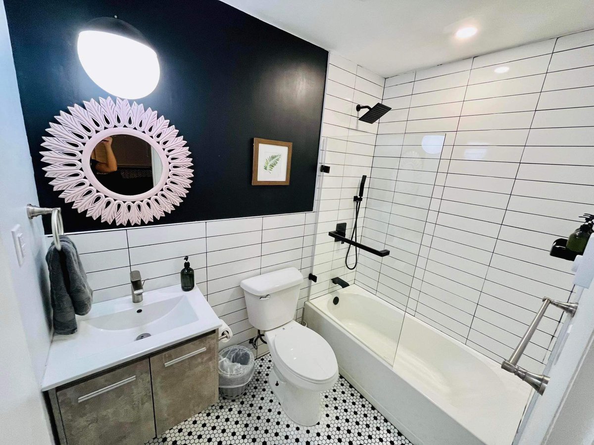 ScrantonCleaner's tweet image. ☀️Happy Monday! Who wants to start their week with a clean house like this??☀️

🧹There’s no better feeling than coming home to a clean house, let Scranton Cleaners give you that feeling!💫

📩 DM us now to schedule your FREE personalized consultation and quote! ✉️