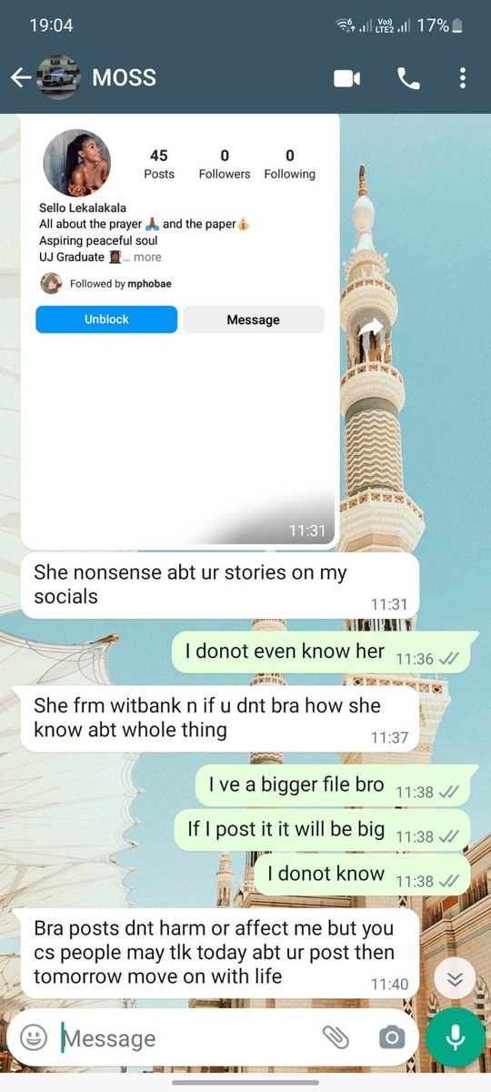 Sello_sk01's tweet photo. Hey Twitter more especially #XRepo #xrepo please we have serial scammer on the loose. 
He scammed my sister last year  around March and recently I’ve had someone reach out on Facebook as they fell victim as well.

He has blocked me on all socials.
#Mojalove #XRepo https://t.co/oqwss7tsX0