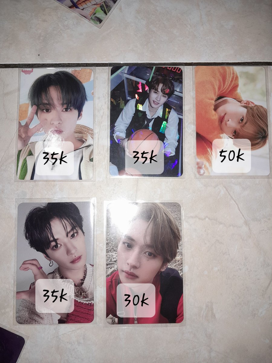 miieknow's tweet photo. wts / want to sell photocard lee know stray kids price in pict

📍dom jateng, bisa co 🍊 / keep event ✅ 

t. wts lfb ina stray kids lee know photocard sg23 cevel christmas evel nacific maxident noeasy https://t.co/jOUWpE6fsO