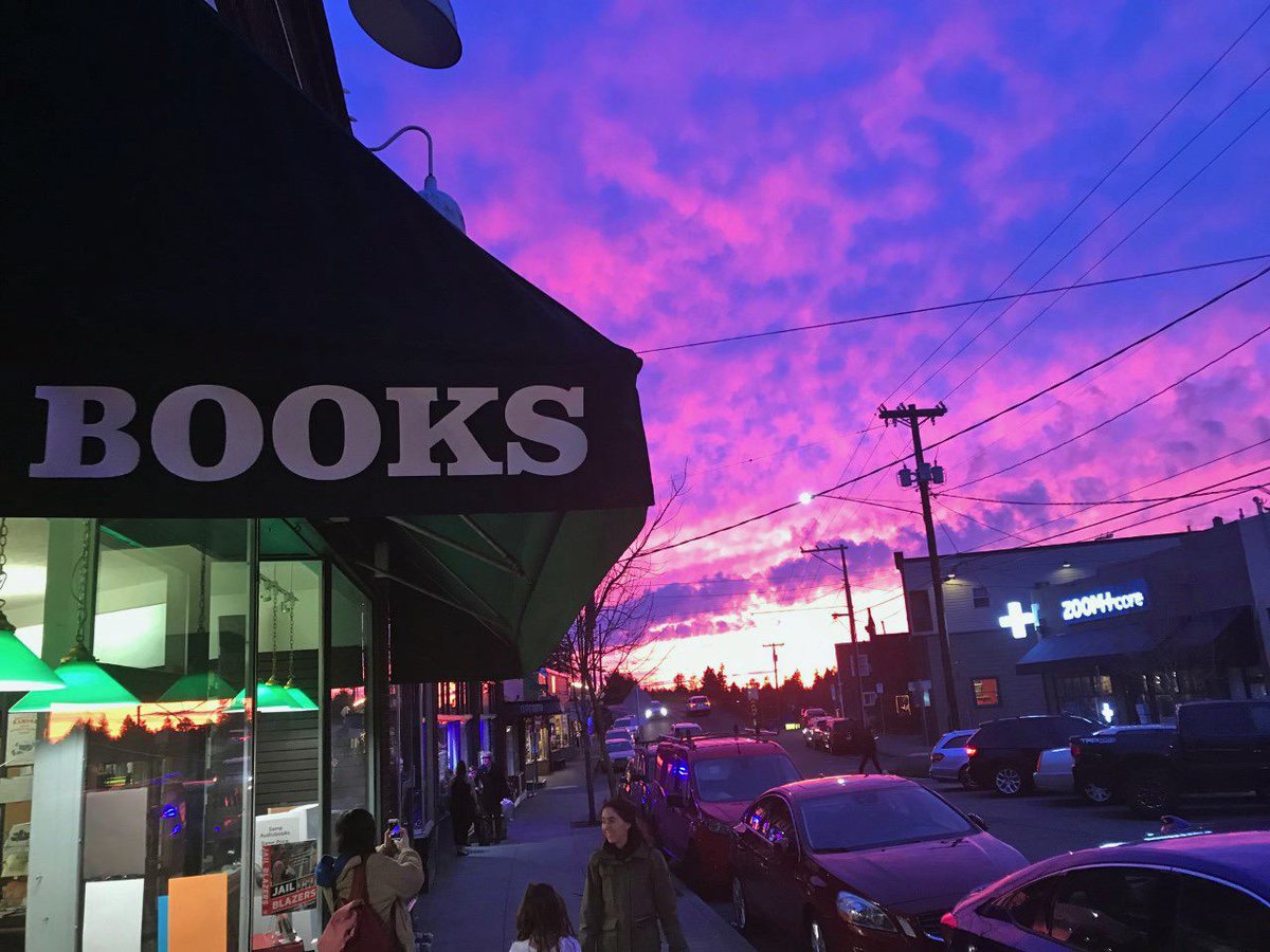 Want to read THE GATEKEEPER before DEADLOCK? Annie Bloom’s in Portland has signed copies of the paperback! annieblooms.com