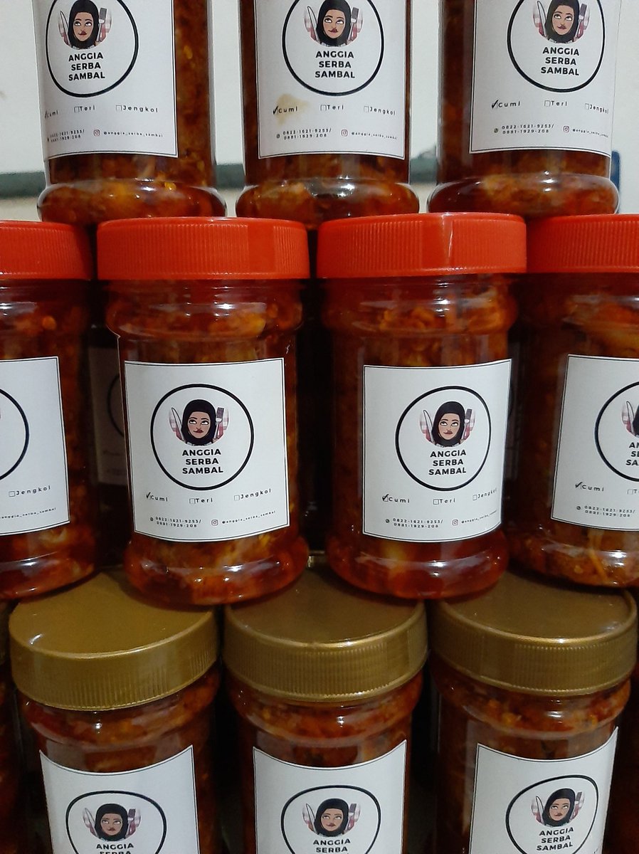 vandy_46's tweet image. SAMBAL CUMI HADIR KEMBALI!!!

DENGAN CITARASA BUMBU PEDAS YANG NIKMAT, BERPADU LEKAT BERSAMA CUMI, SIAP MEMBUAT LIDAH BERGOYANG DAHSYAT.

APAKAH MAU MENCOBANYA?

MARI MERAPAT, MARI MENDEKAT, SILAHKAN!

HARGA? 35RB/BOTOL

#SAMBALCUMI JUGA BISA DIKIRIM KE LUAR KOTA

SILAHKAN! 🙋‍♂️😂