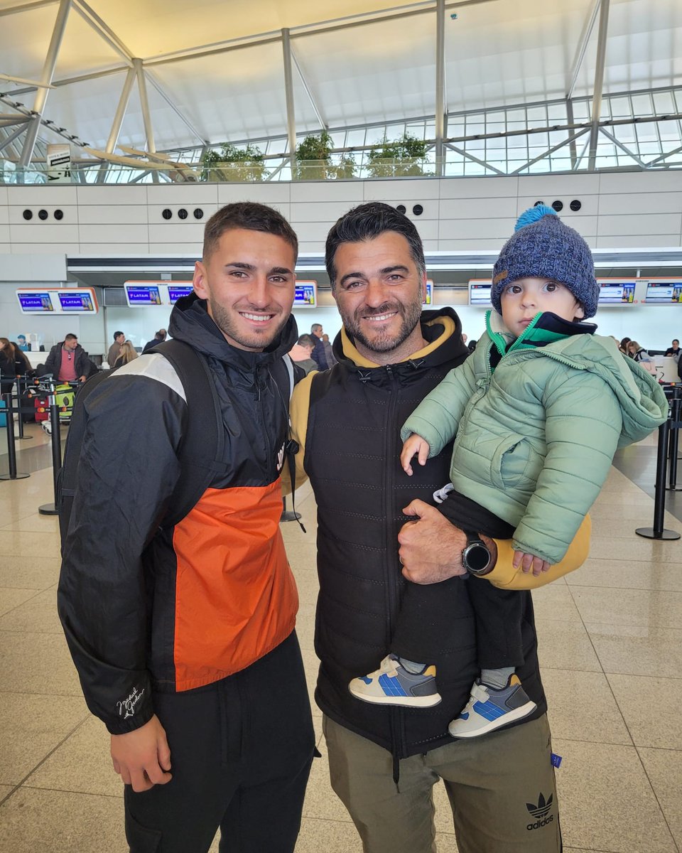 Se me infla el pecho de alegría. 
Trabajo, Paciencia y Humildad en su máxima expresión!
El mayor del los existos en esta nueva etapa tan soñada de tu vida. 
Buen viaje! 
🟢🔴🇺🇾✈🇬🇷⚪🔵
<a href="/bostonriver/">BOSTON RIVER</a> <a href="/bostonriversad/">BostonRiver</a> <a href="/cdiraklis/">C.D IRAKLIS (𝑶𝒇𝒊𝒄𝒊𝒂𝒍) 🤍💙🤍</a> <a href="/Torressss27/">Mateo Torres</a>