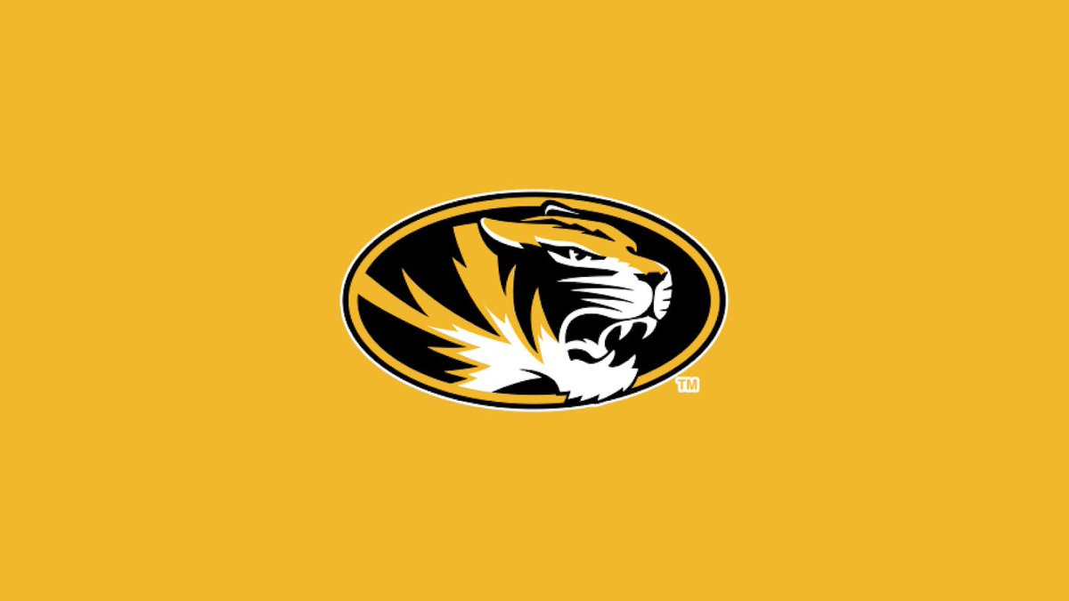 EzekielMarcelin's tweet image. Truly blessed to receive an offer from the university of Missouri 🟡⚫️#gomizzou🐯@paragon52 @CoachJube