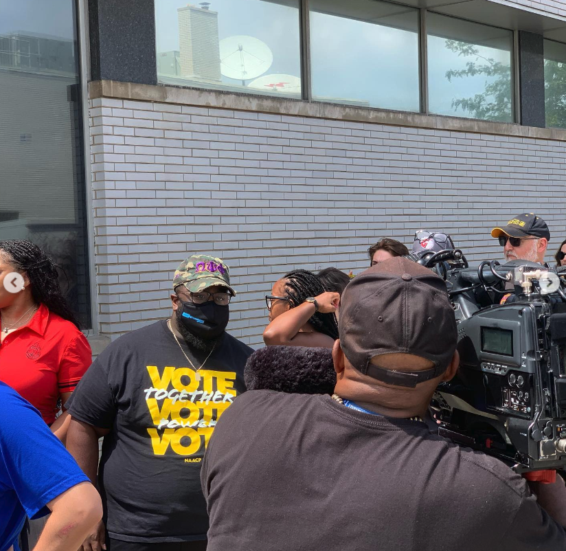 ULGC_YP's tweet photo. Motivation Monday : Reflecting back on @naacp_cleveland 'Souls to the Polls' event, where we stood together in unity to raise our voices against Issue 1. Our collective strength and determination prevailed as we showed that our votes can make a real impact. ✊🏿✊🏾✊🏽 https://t.co/g6t7LVXjl3
