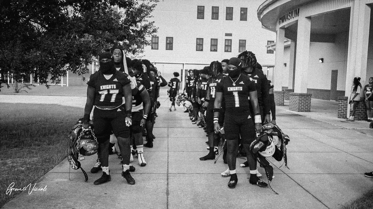 Oakleaf HS Football tweet media
