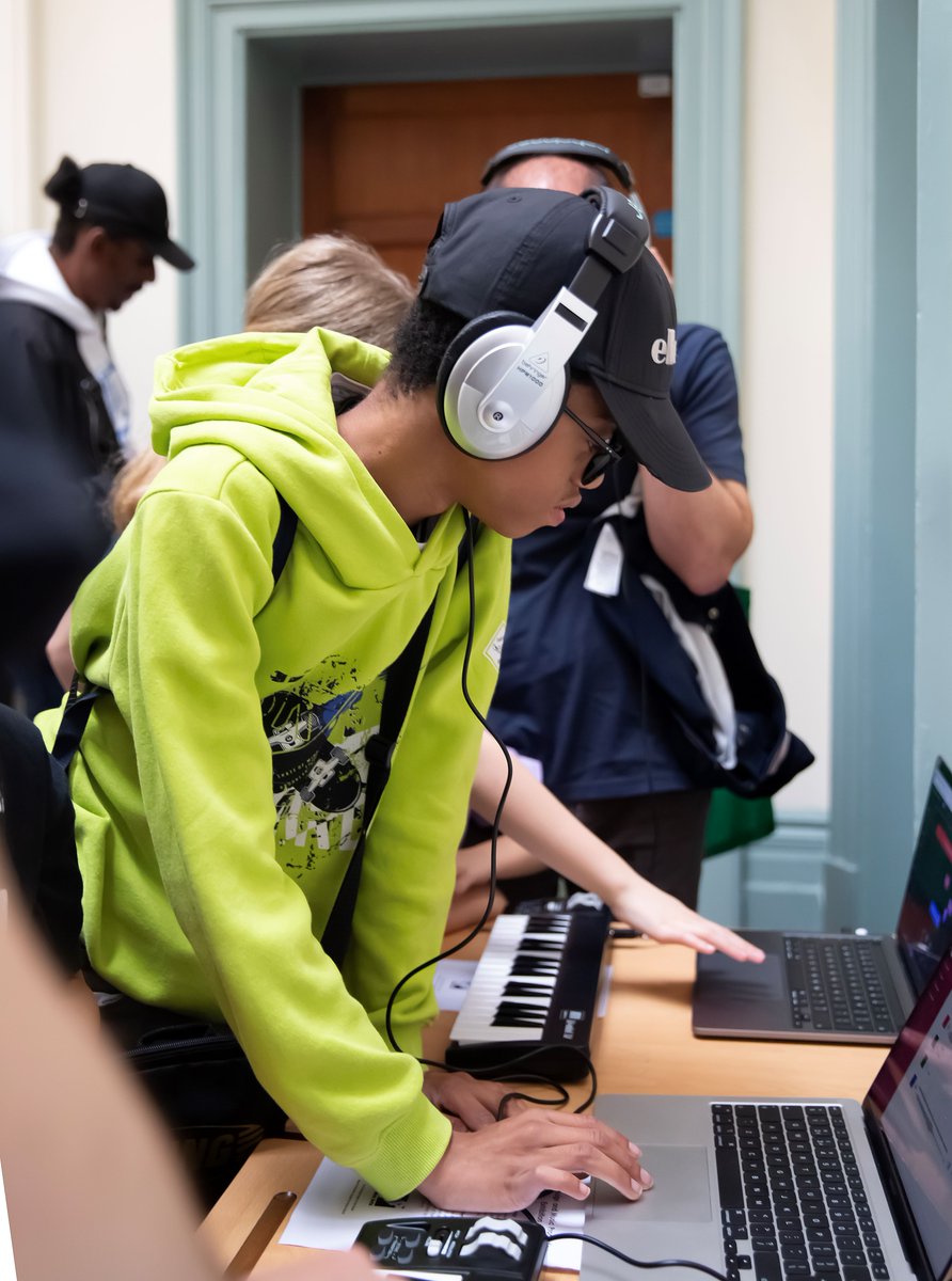 Wac Arts tweet media